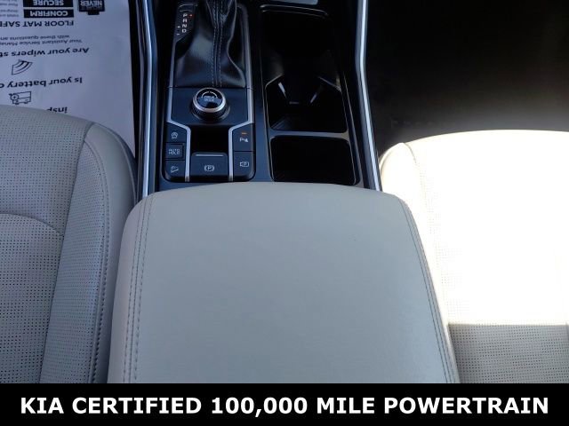 Used 2025 Kia Sorento S image 14