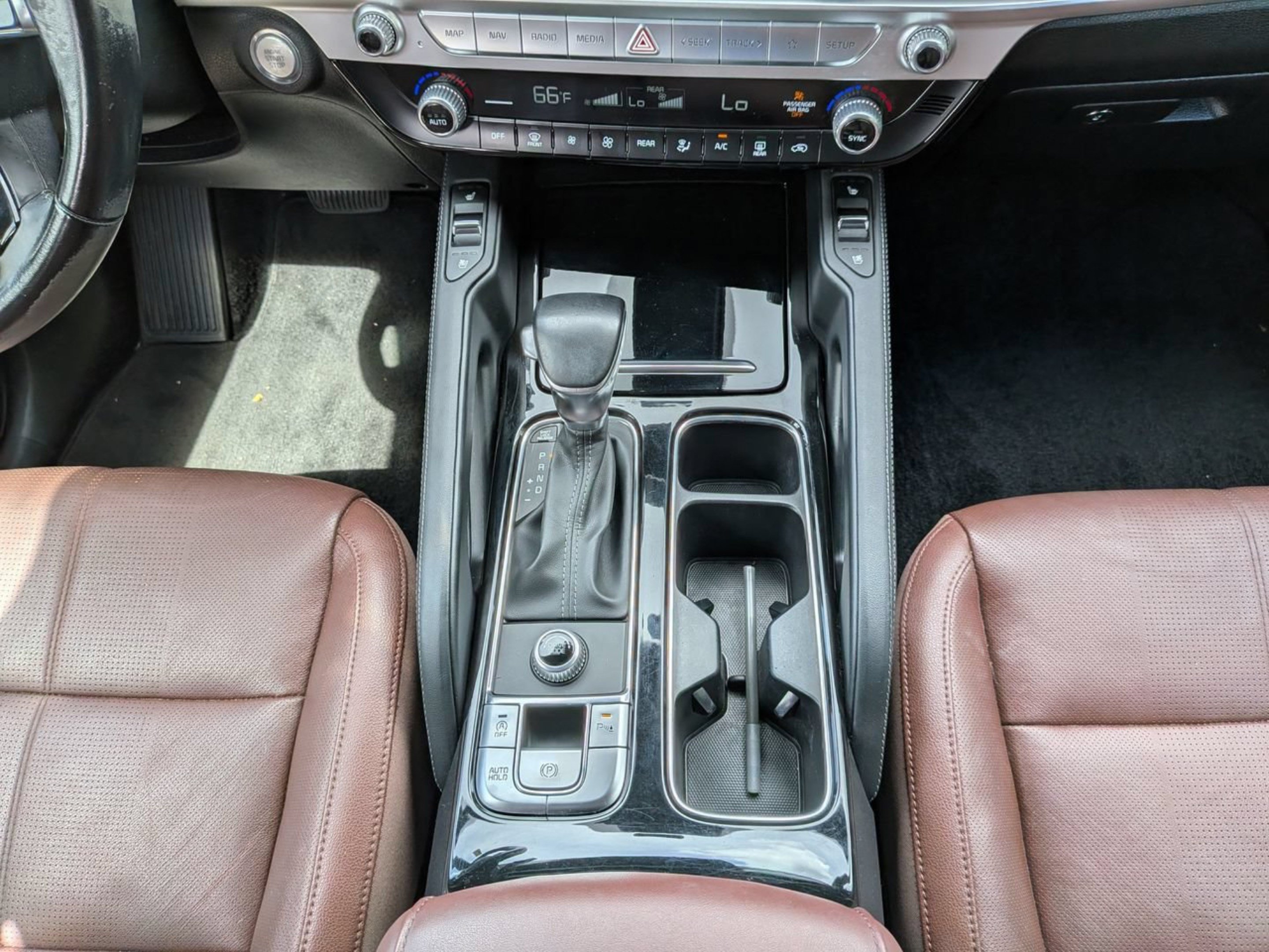 Certified 2023 Kia Telluride EX w/ EX Captain's Chair Package FWD image 18