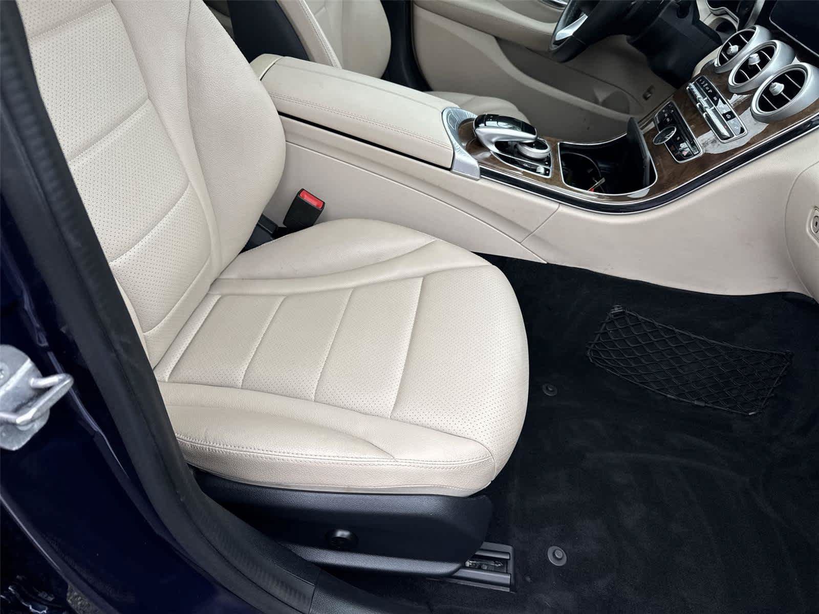 Used 2017 Mercedes-Benz C 300 Sedan image 18