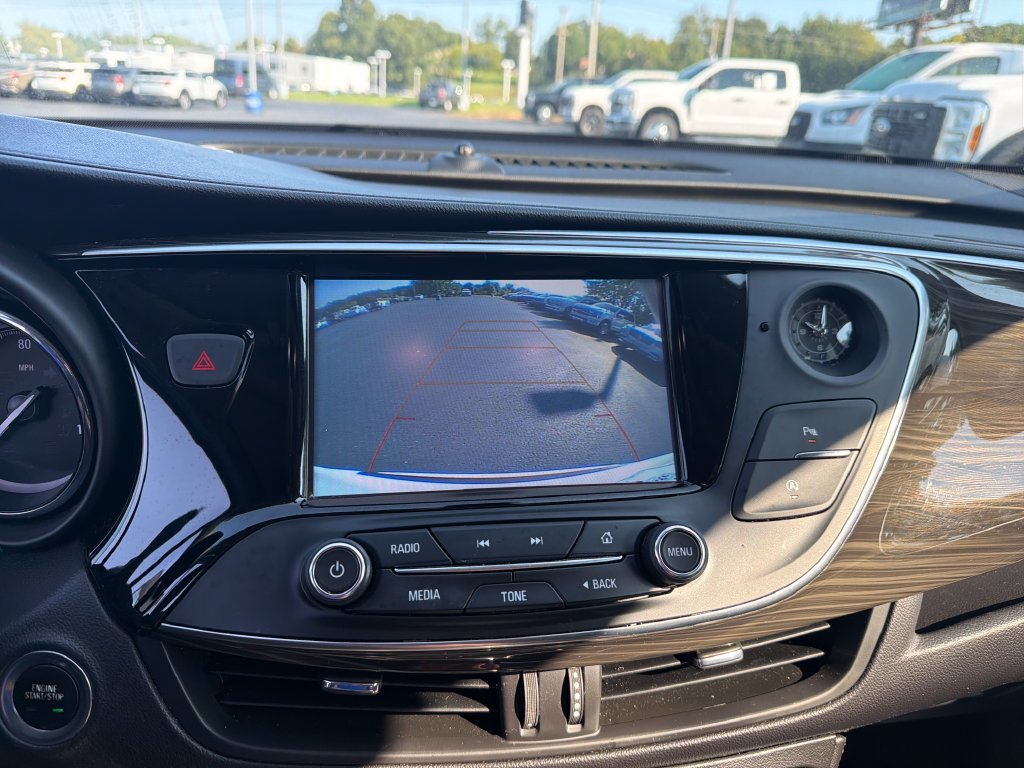 Used 2020 Buick Envision Essence AWD/4WD image 22