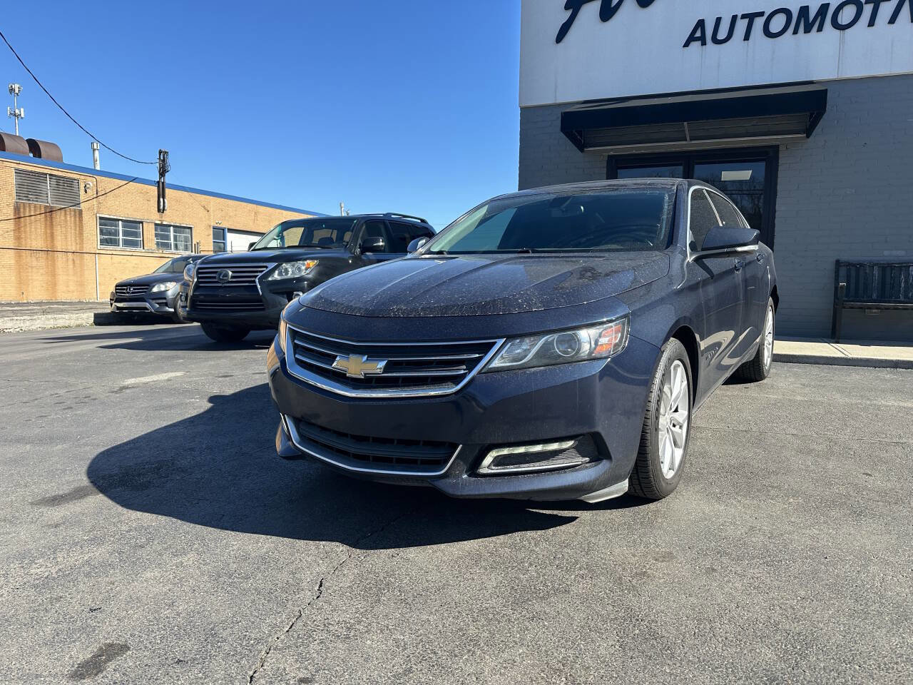 Used 2018 Chevrolet Impala LT w/ LT Convenience Package image 4