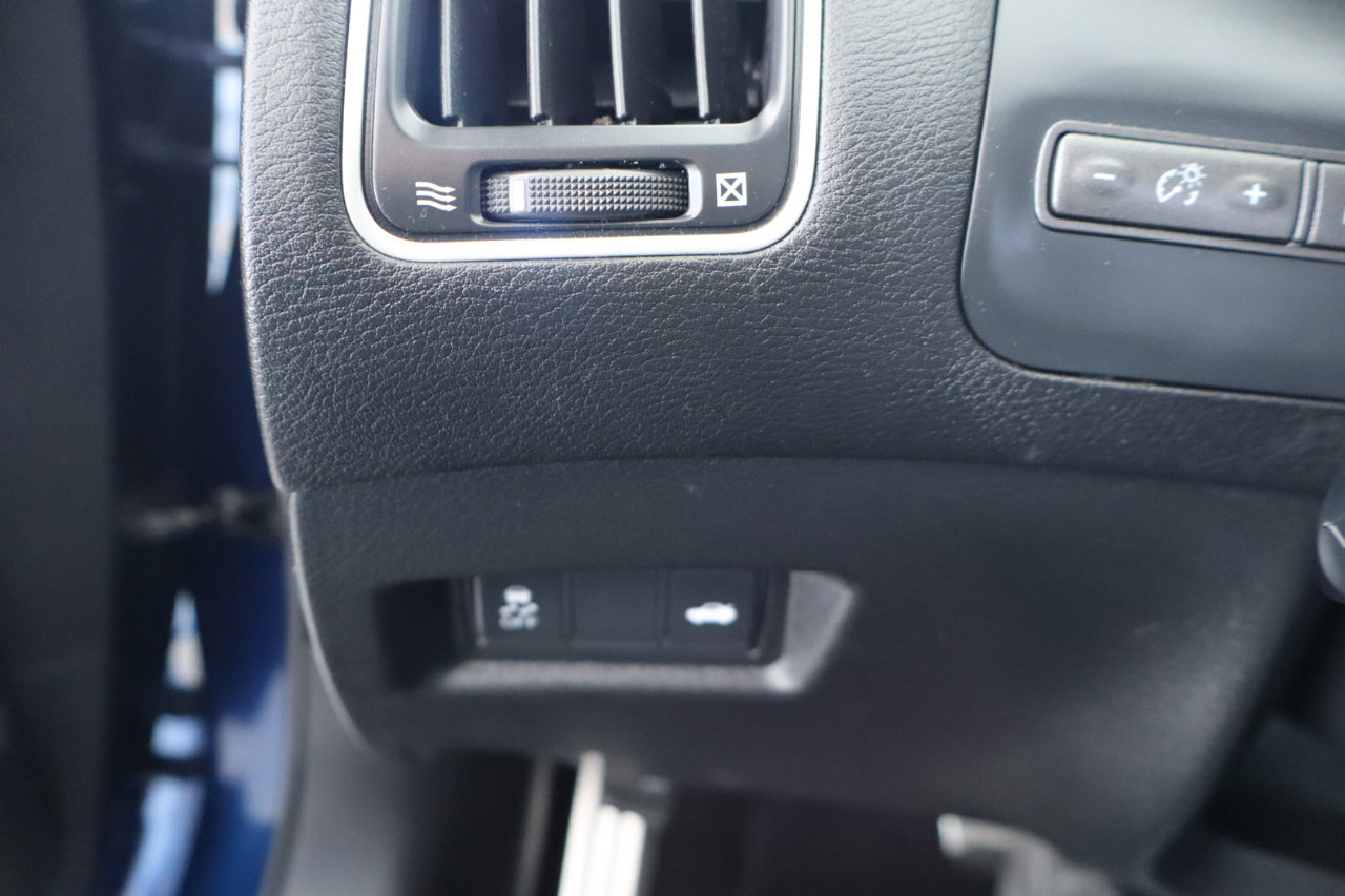 Used 2017 INFINITI Q50 Red Sport 400 image 31