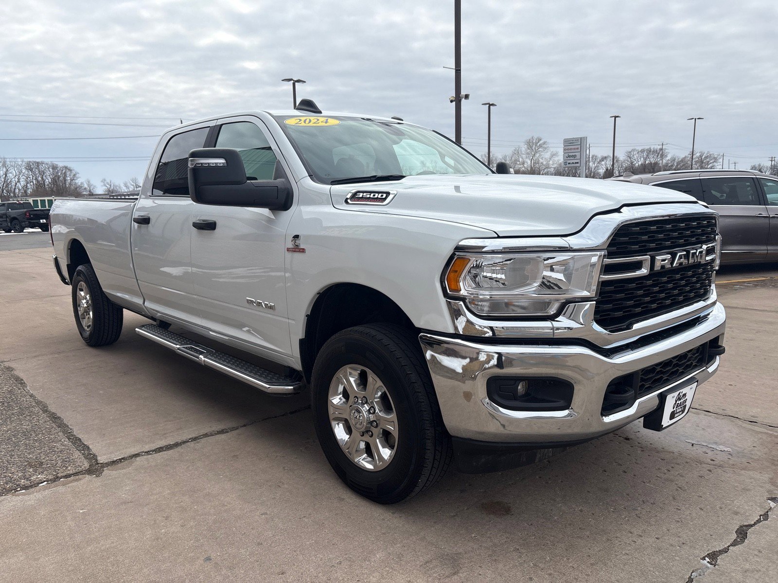 Used 2024 RAM 3500 Big Horn image 7