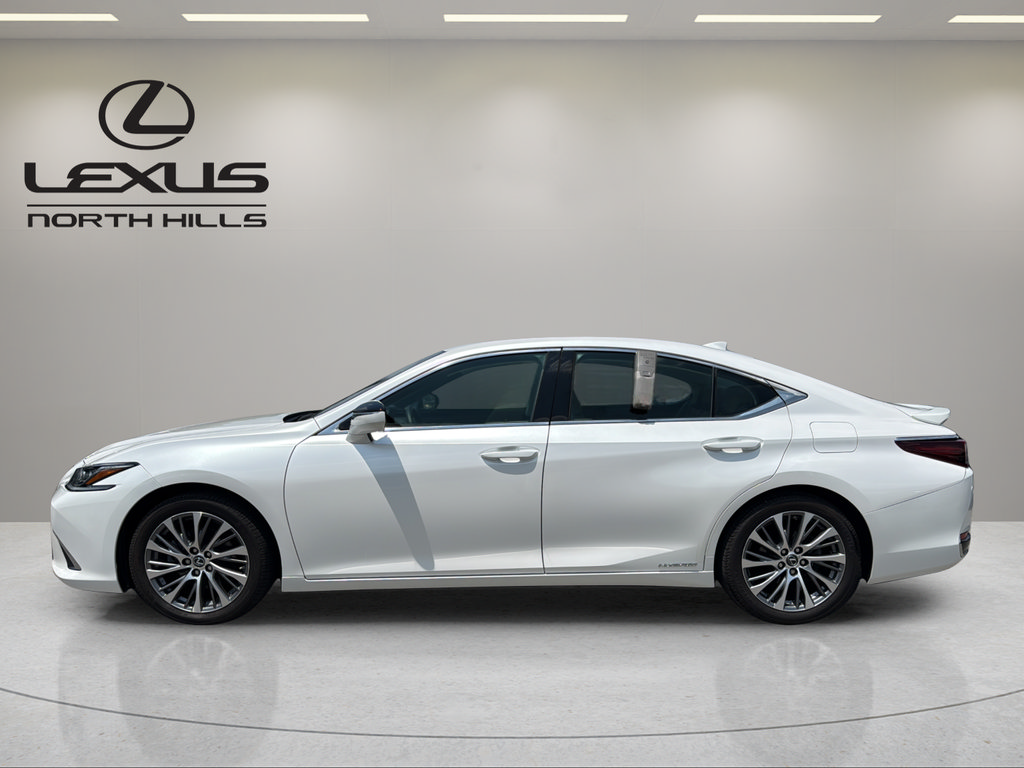 Used 2020 Lexus ES 300h w/ Premium Package FWD image 9