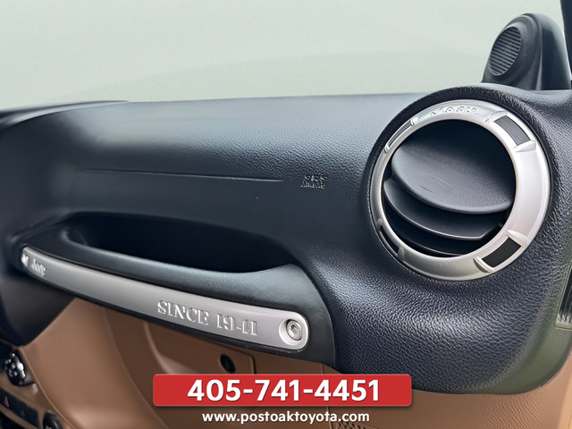 Used 2012 Jeep Wrangler Rubicon w/ PWR Convenience Group AWD/4WD image 9