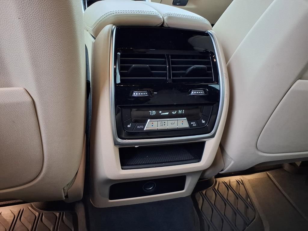 Used 2021 BMW X6 xDrive40i w/ Premium Package image 25