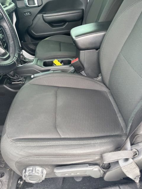 Used 2022 Jeep Wrangler Unlimited Sport image 11