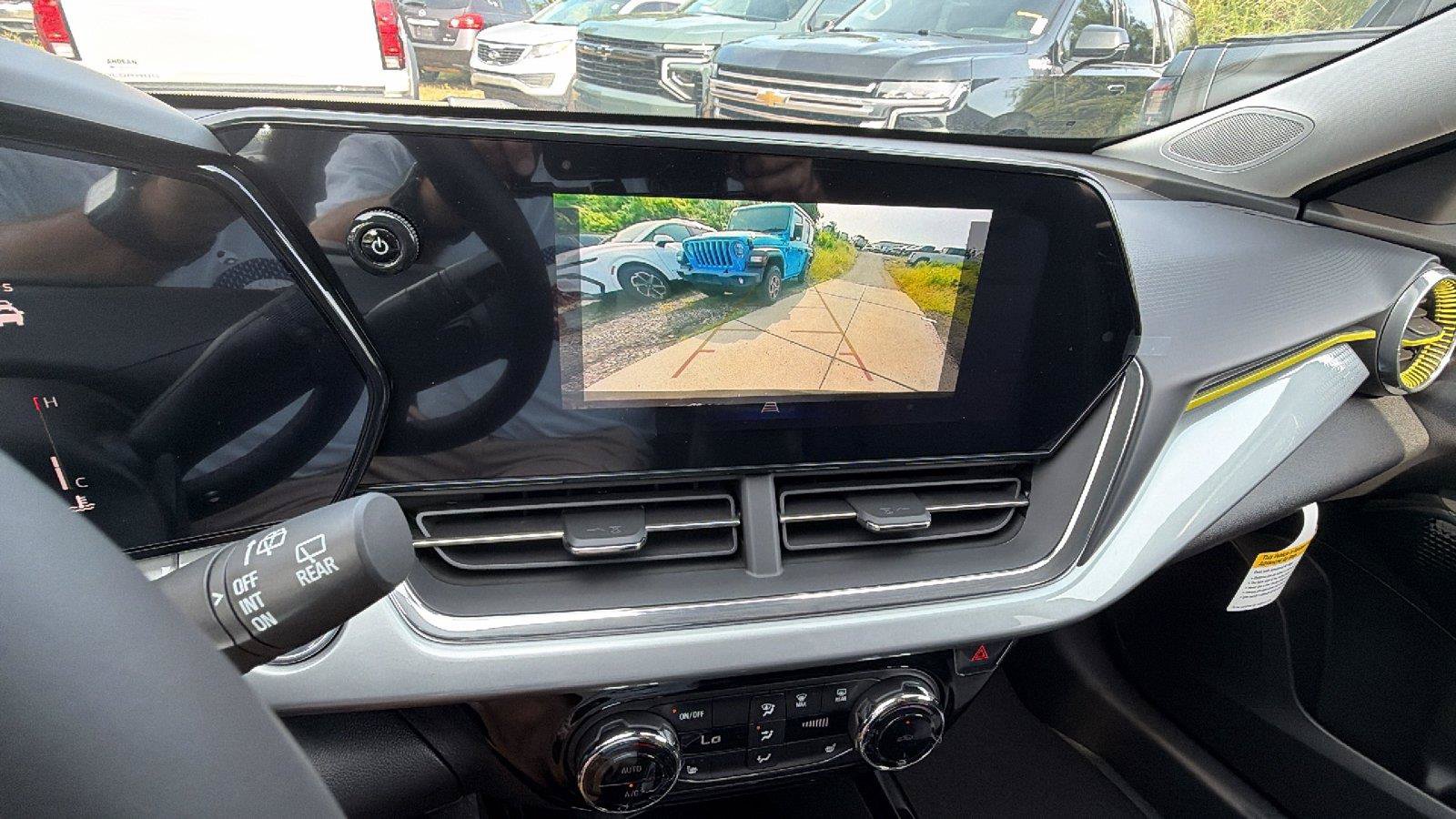 New 2026 Chevrolet Trax LT w/ Driver Confidence Package FWD image 26