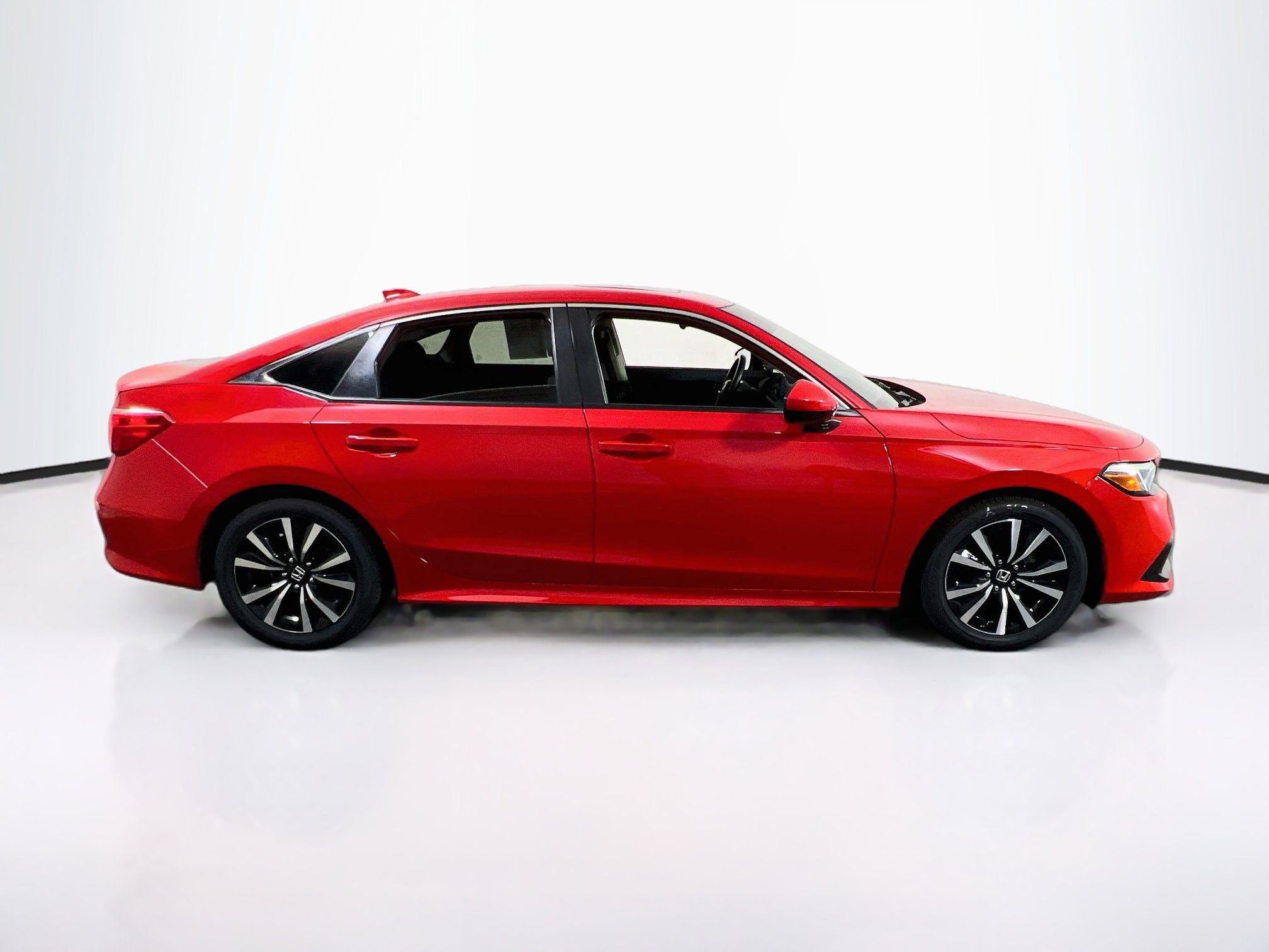 Used 2022 Honda Civic EX image 4