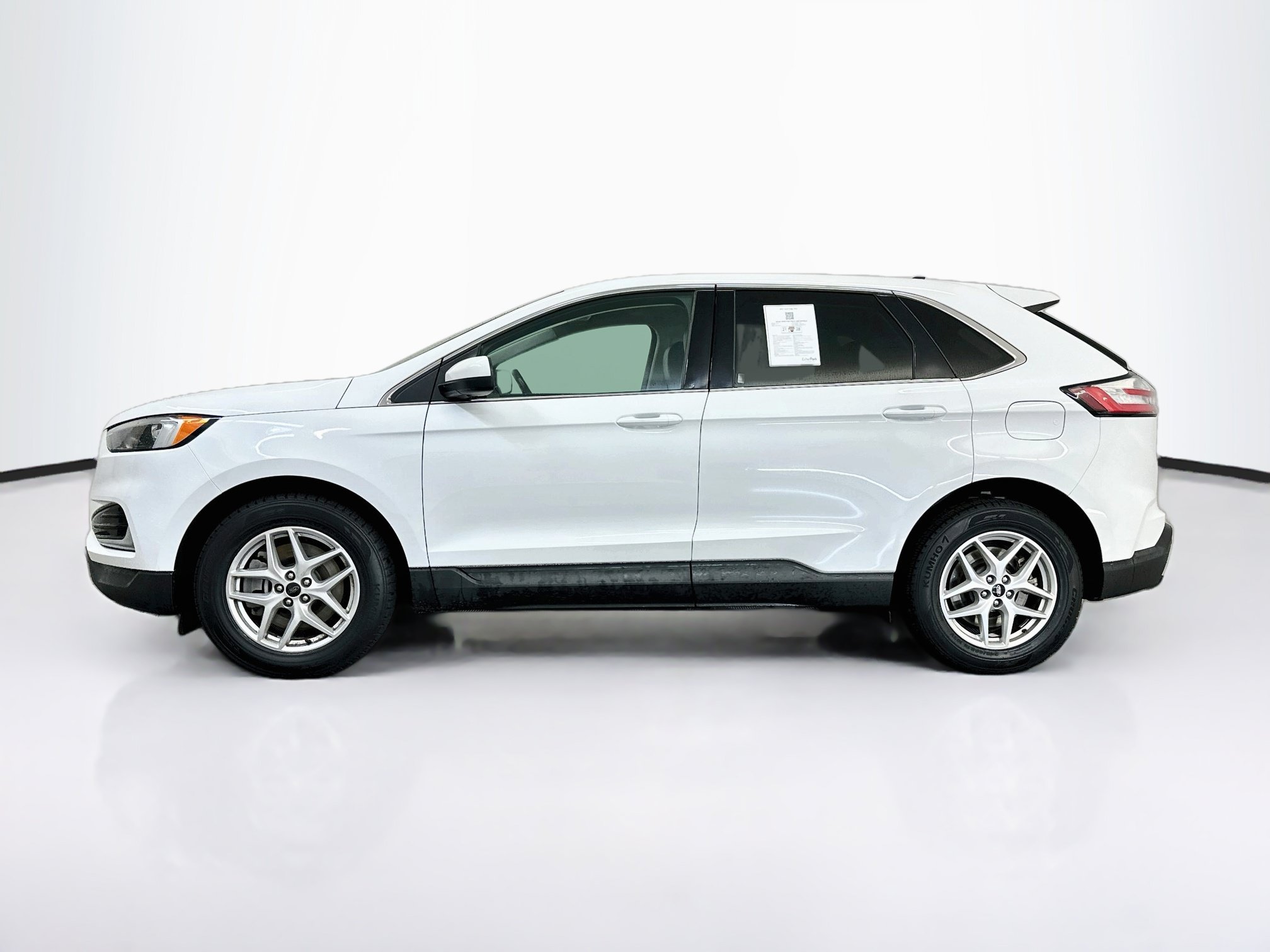 Used 2024 Ford Edge SEL AWD/4WD image 4