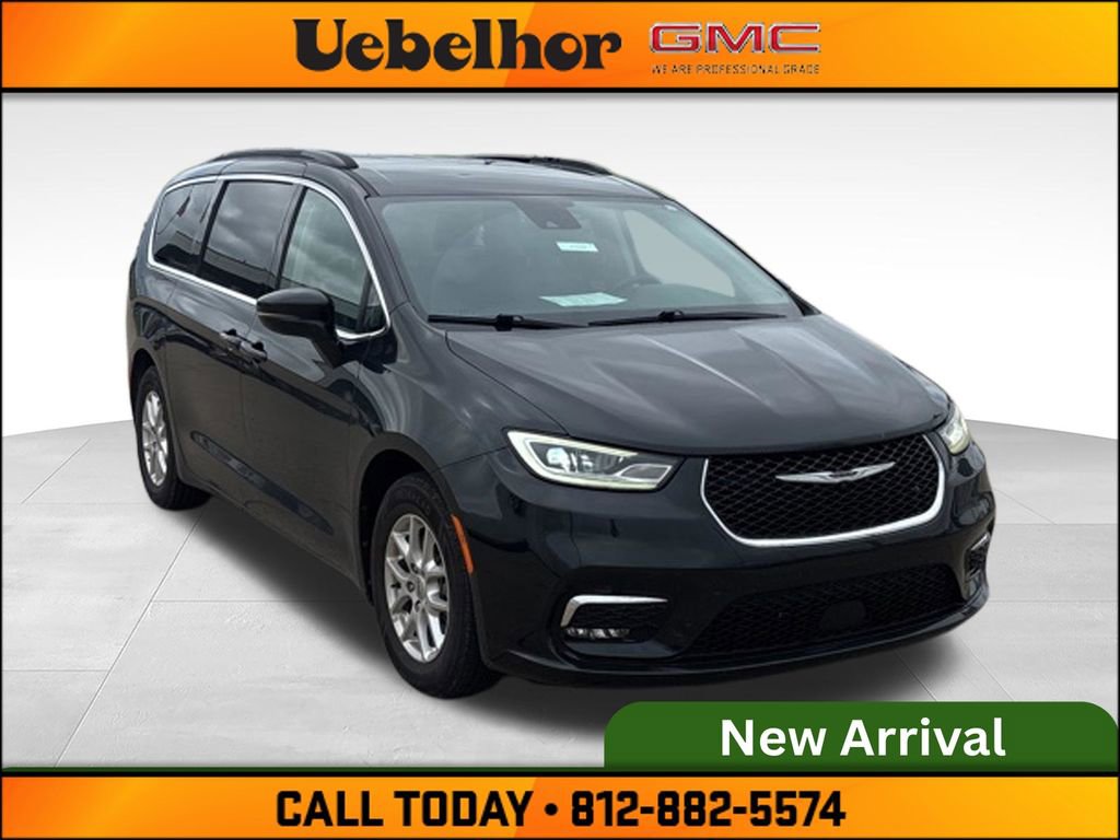 Used 2022 Chrysler Pacifica Touring-L FWD image 10