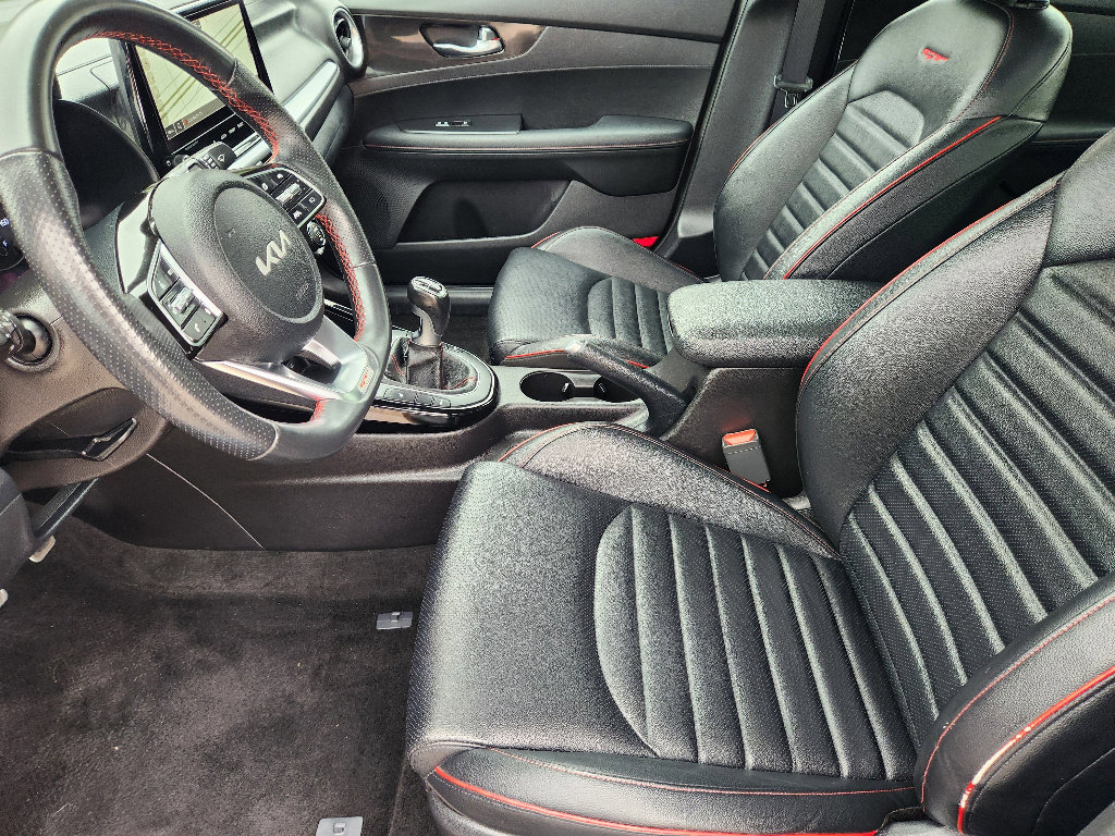 Certified 2022 Kia Forte GT image 15