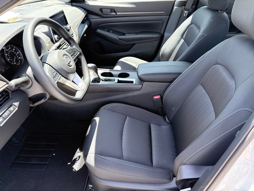 New 2026 Nissan Altima 2.5 SV FWD image 8