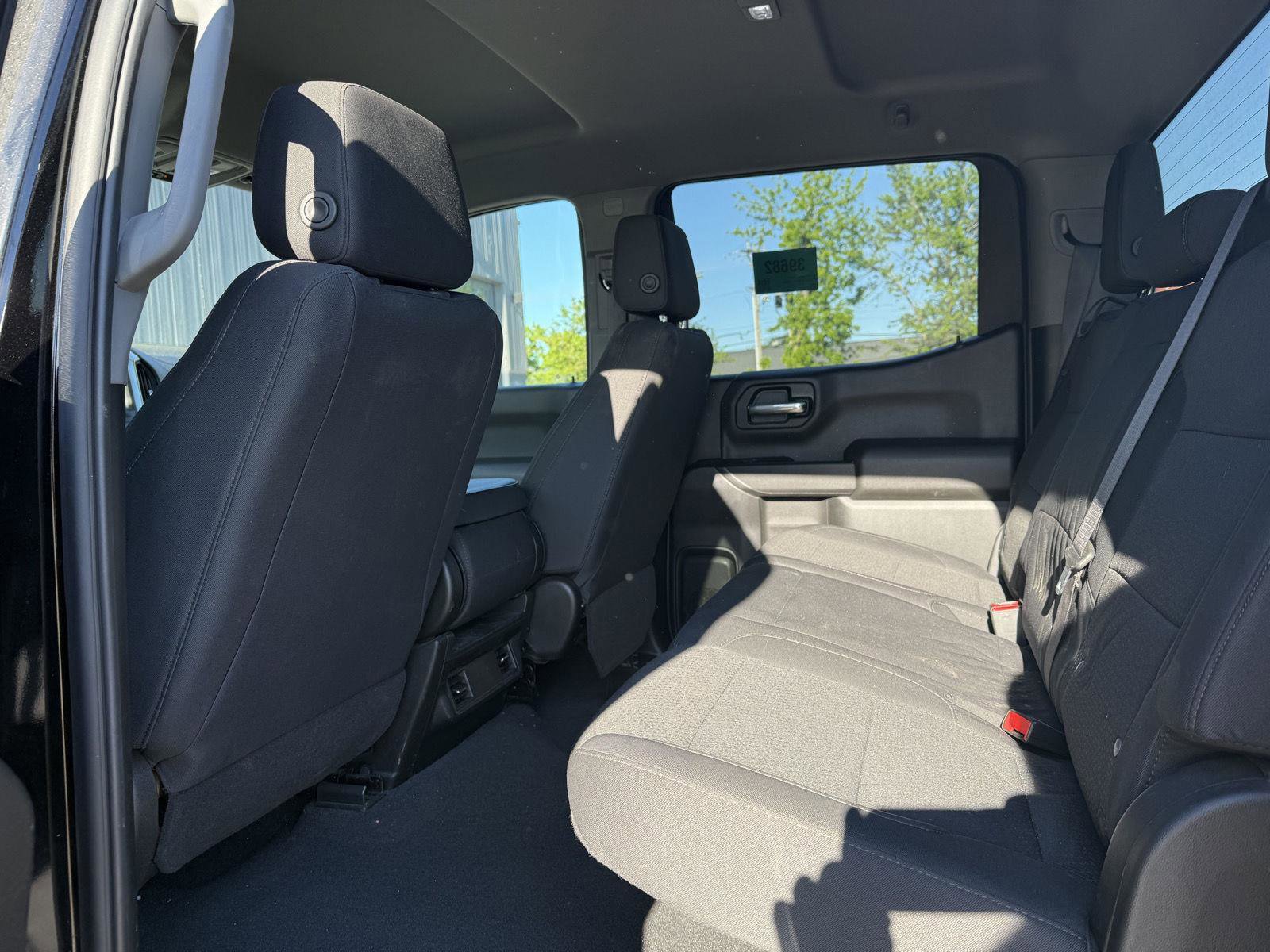 Used 2024 GMC Sierra 1500 Pro w/ Graphite Edition AWD/4WD image 10