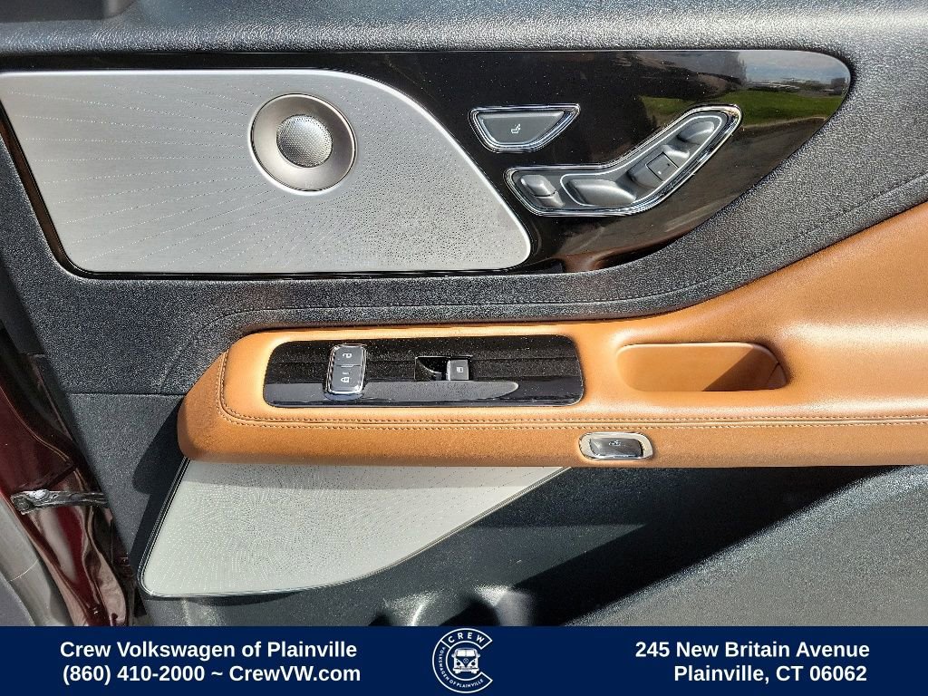 Used 2020 Lincoln Aviator Reserve w/ Equipment Group 202A AWD/4WD image 46