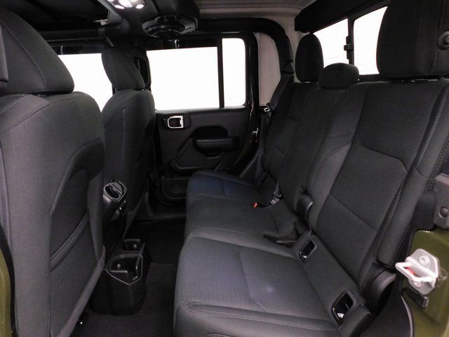 Used 2022 Jeep Gladiator Willys image 28