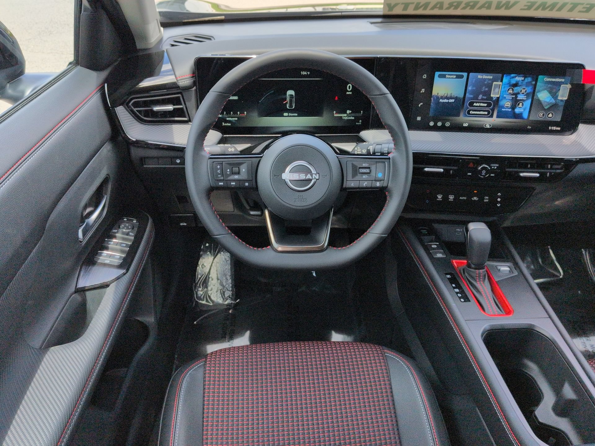 New 2026 Nissan Kicks SR FWD image 17