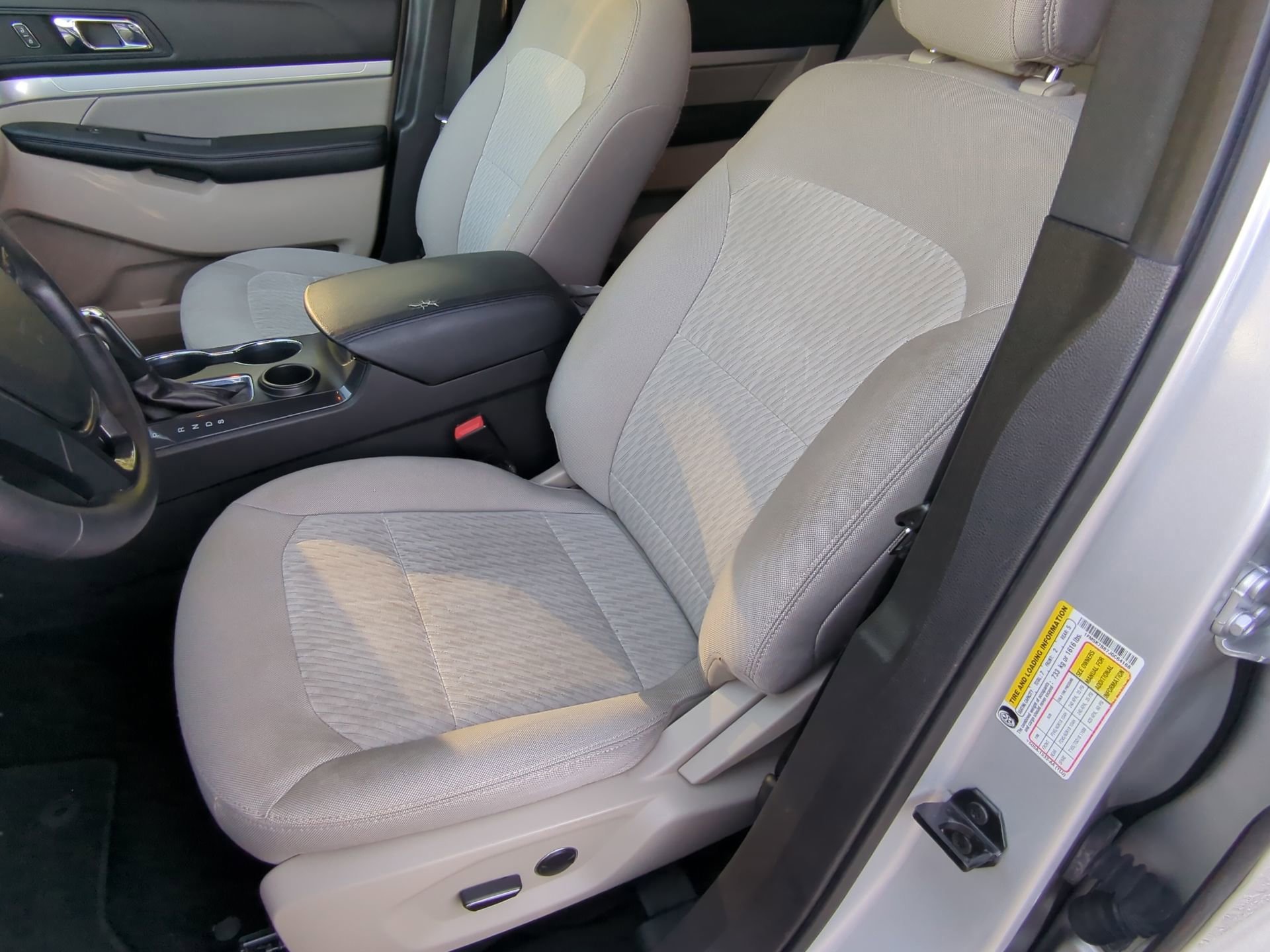 Used 2018 Ford Explorer FWD image 56