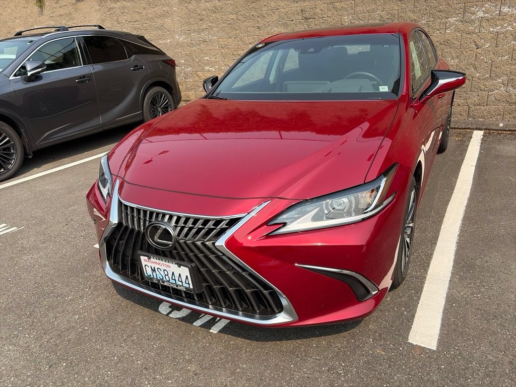 Certified 2024 Lexus ES 250 w/ Premium Package