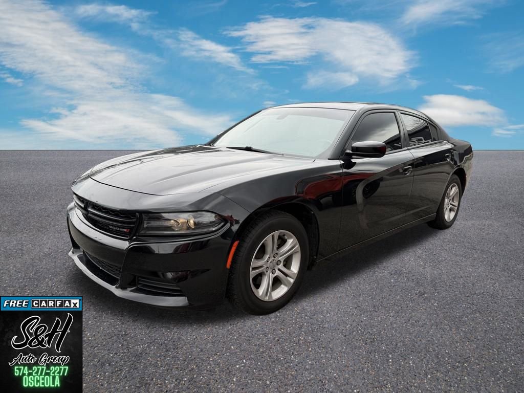 Used 2021 Dodge Charger SXT w/ Leather Interior Group RWD image 3