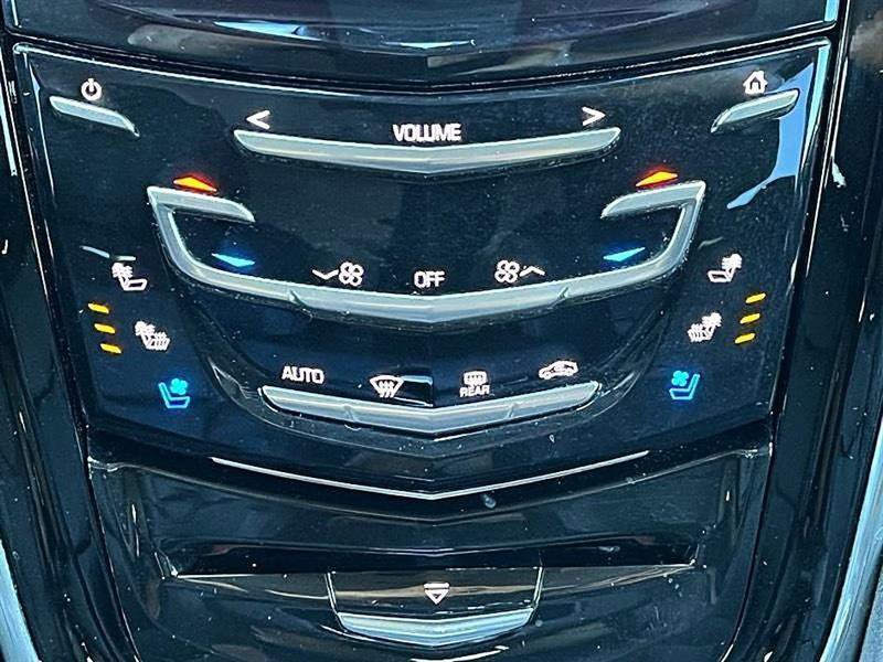 Used 2015 Cadillac Escalade Luxury RWD image 37