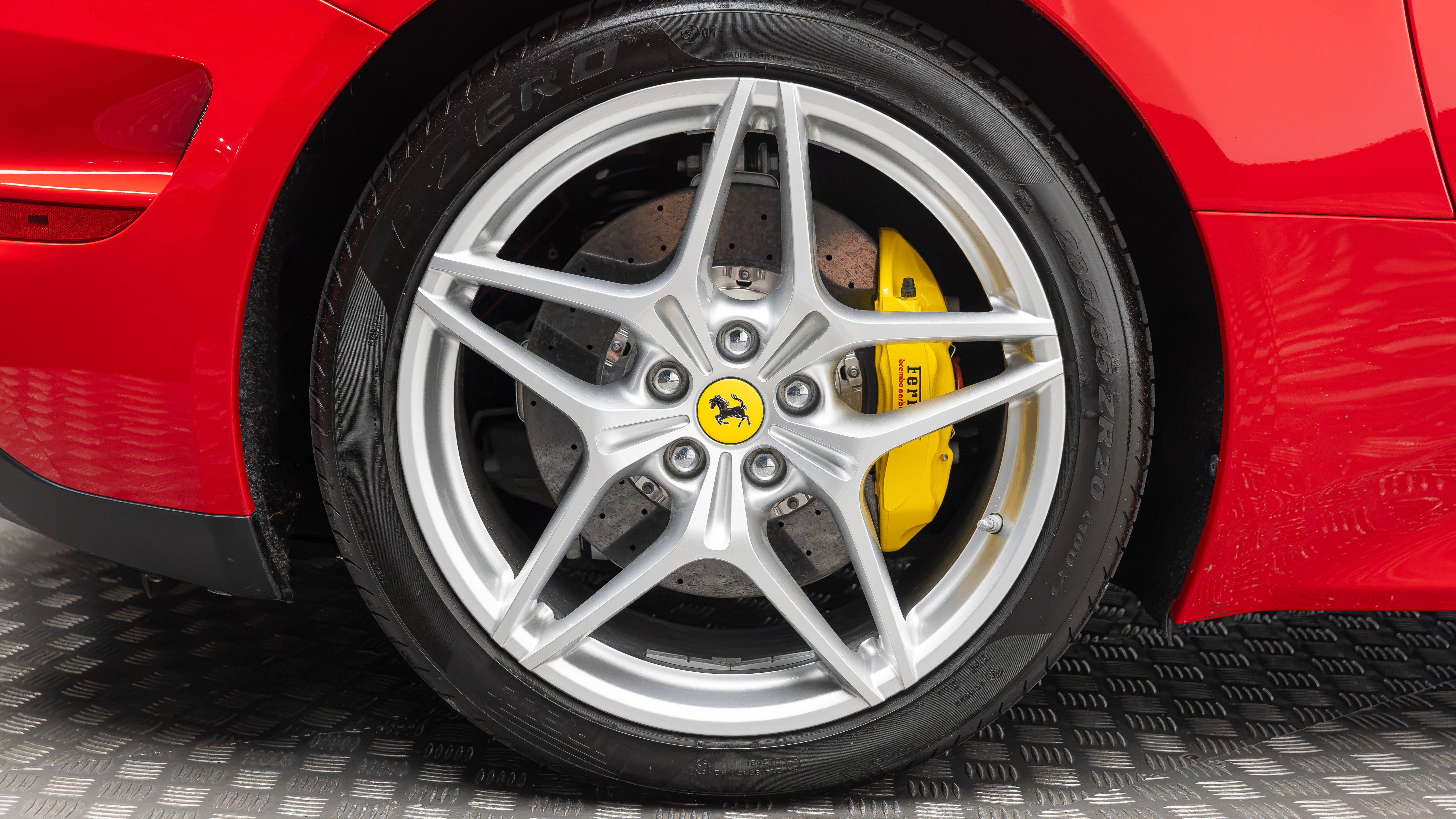 Certified 2016 Ferrari California T RWD image 62