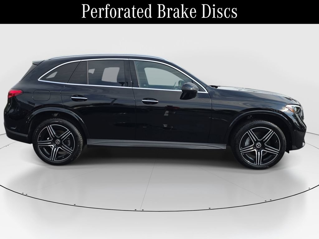 Certified 2026 Mercedes-Benz GLC 300 4MATIC image 4