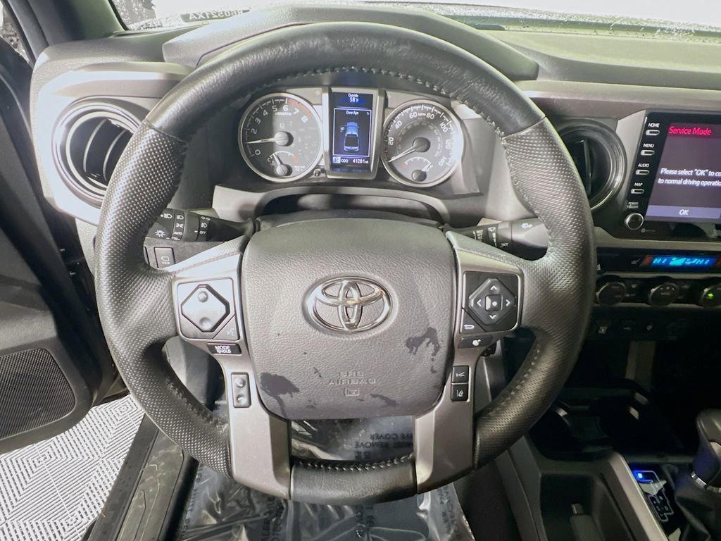 Certified 2022 Toyota Tacoma Limited image 11