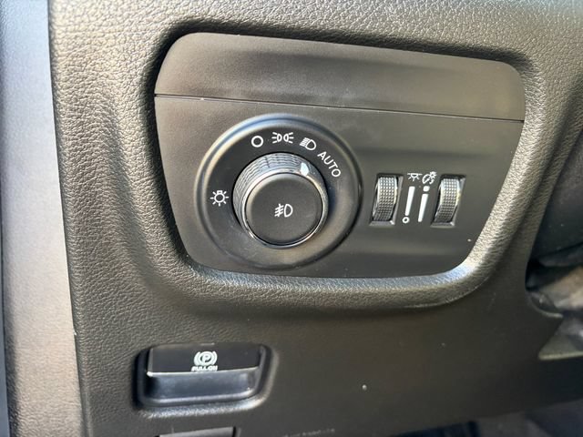 Used 2021 Jeep Grand Cherokee L Limited RWD image 5