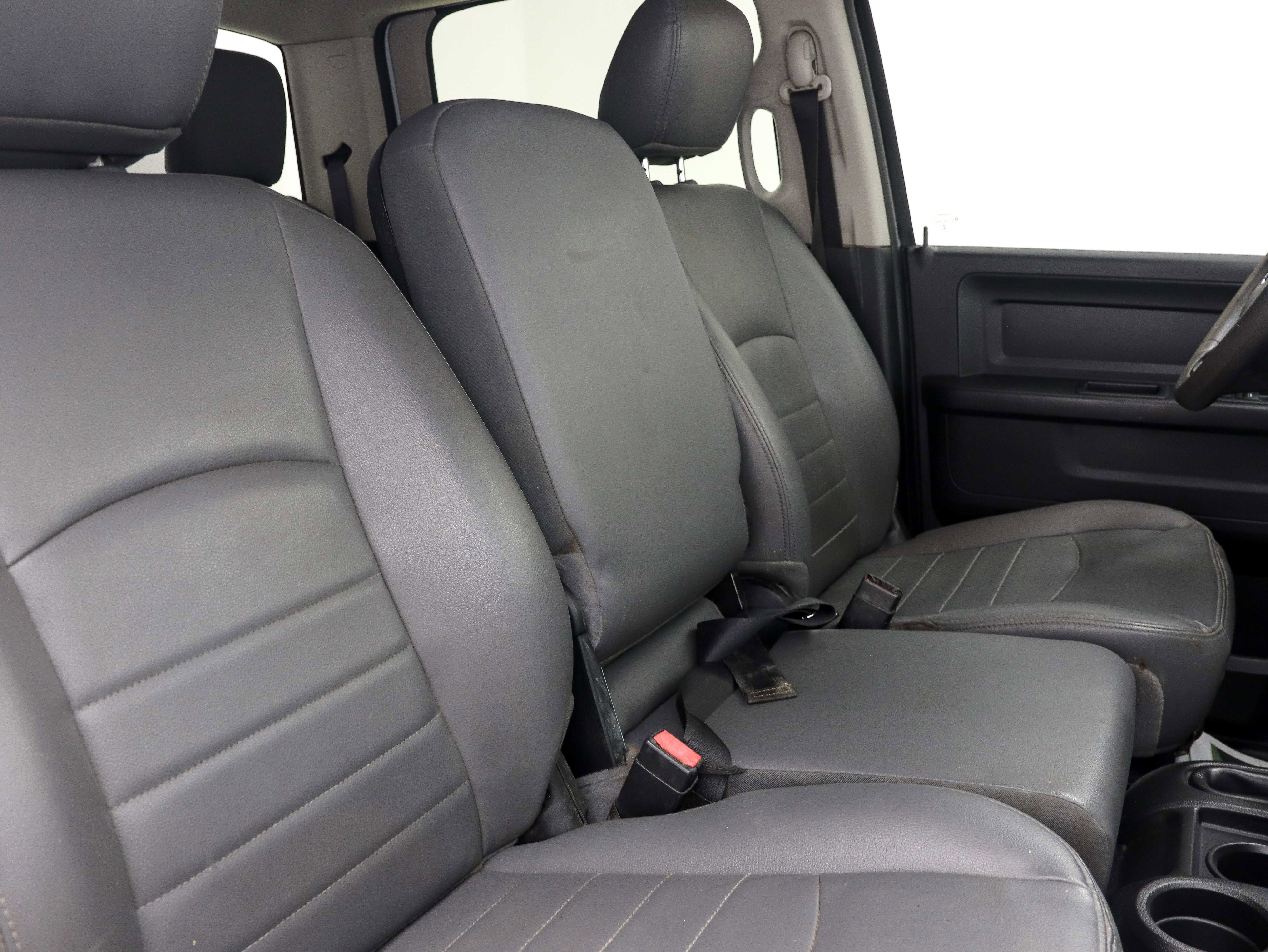 Used 2018 RAM 5500 Tradesman w/ Max Tow Package AWD/4WD image 23