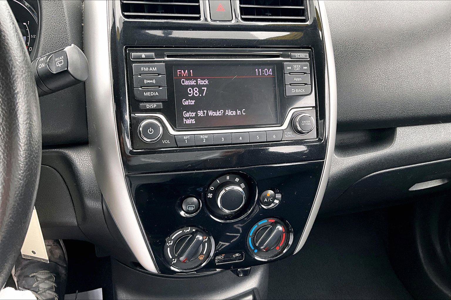 Used 2016 Nissan Versa Note SV image 15