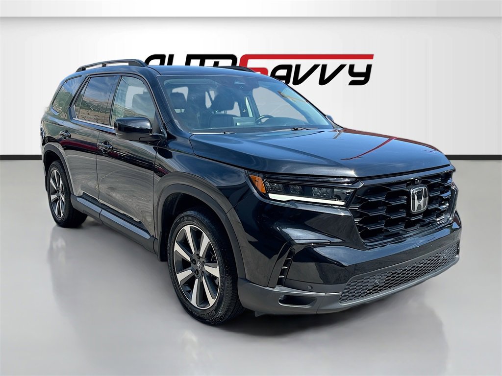Used 2025 Honda Pilot Elite