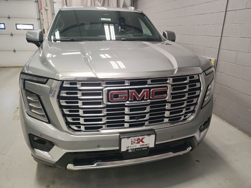 New 2026 GMC Yukon Denali w/ Denali Reserve Package image 6