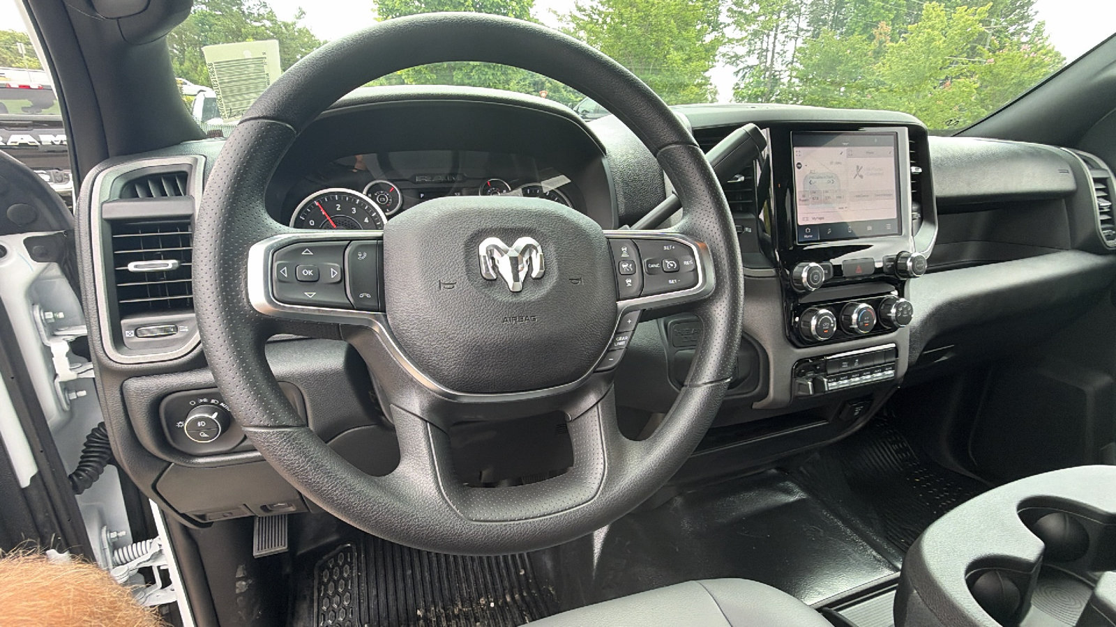 New 2026 RAM 2500 Tradesman w/ Chrome Appearance Group AWD/4WD image 21