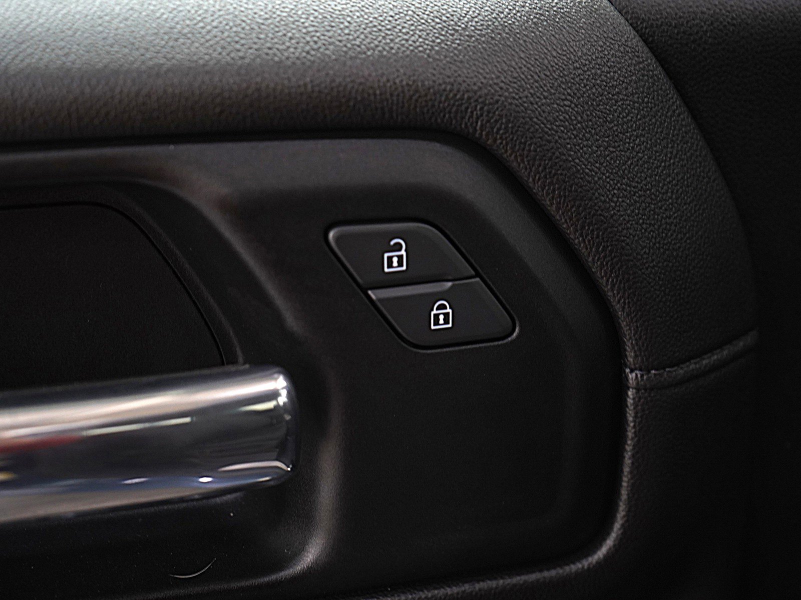 Used 2019 Chevrolet Silverado 1500 RST w/ All-Star Edition image 17