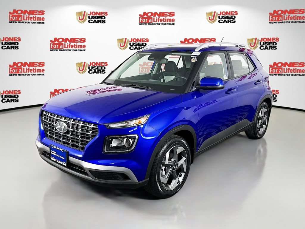 Certified 2024 Hyundai Venue SEL FWD image 14