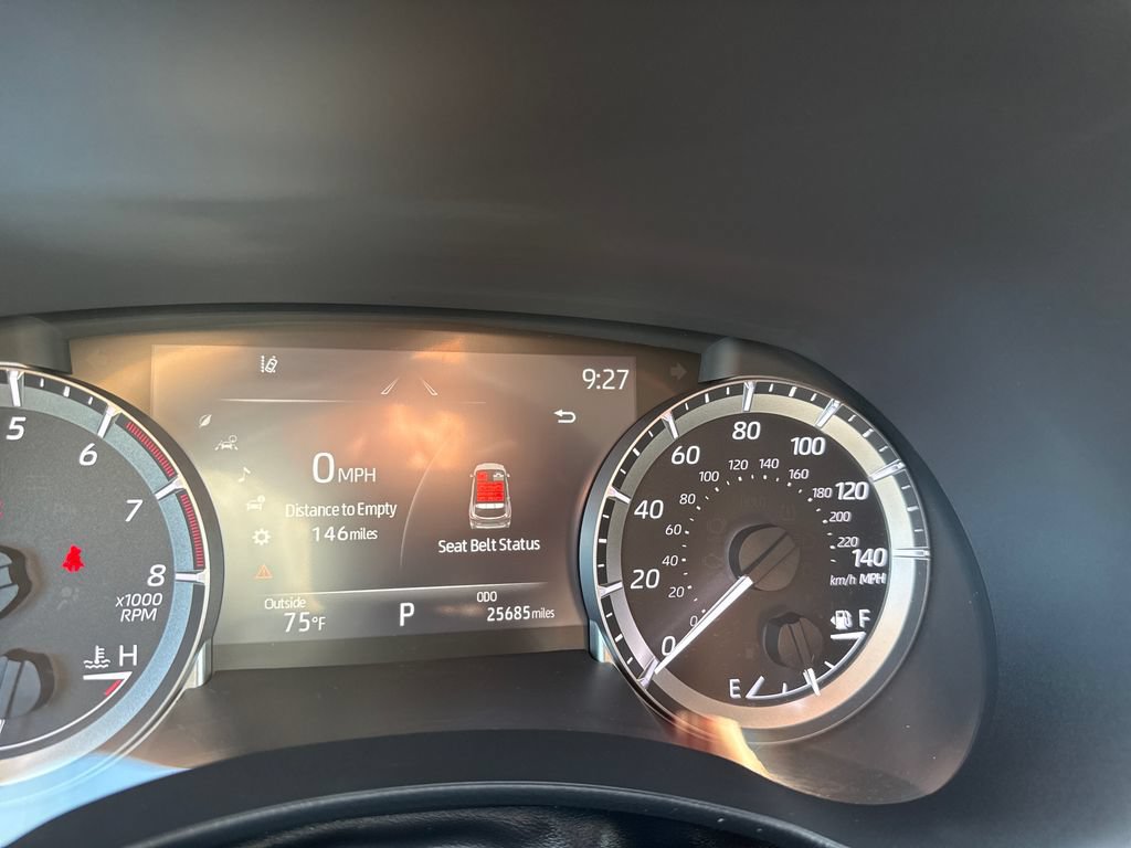 Used 2023 Toyota Highlander L FWD image 29