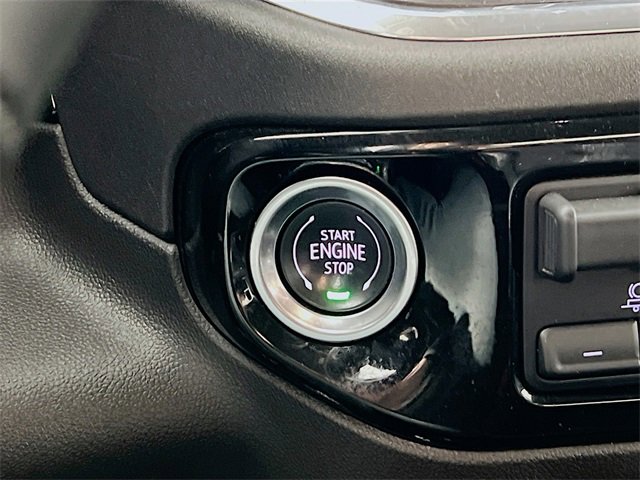 Used 2025 GMC Sierra 1500 SLT image 16