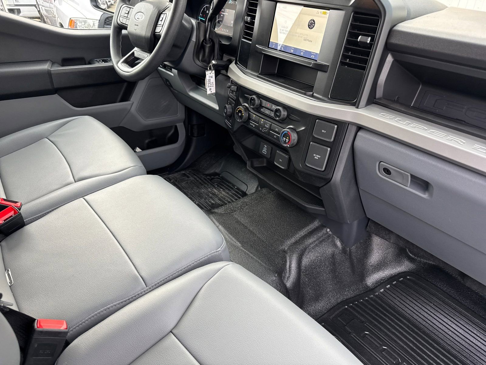 New 2026 Ford F450 XL w/ XL Chrome Package image 15