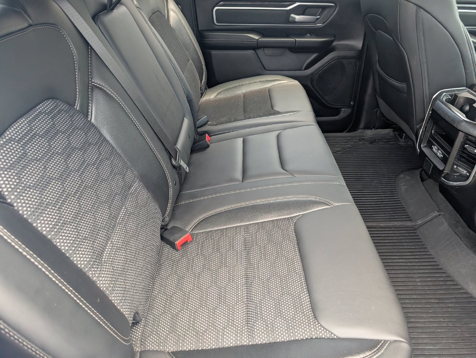 Used 2023 RAM 1500 Big Horn AWD/4WD image 27