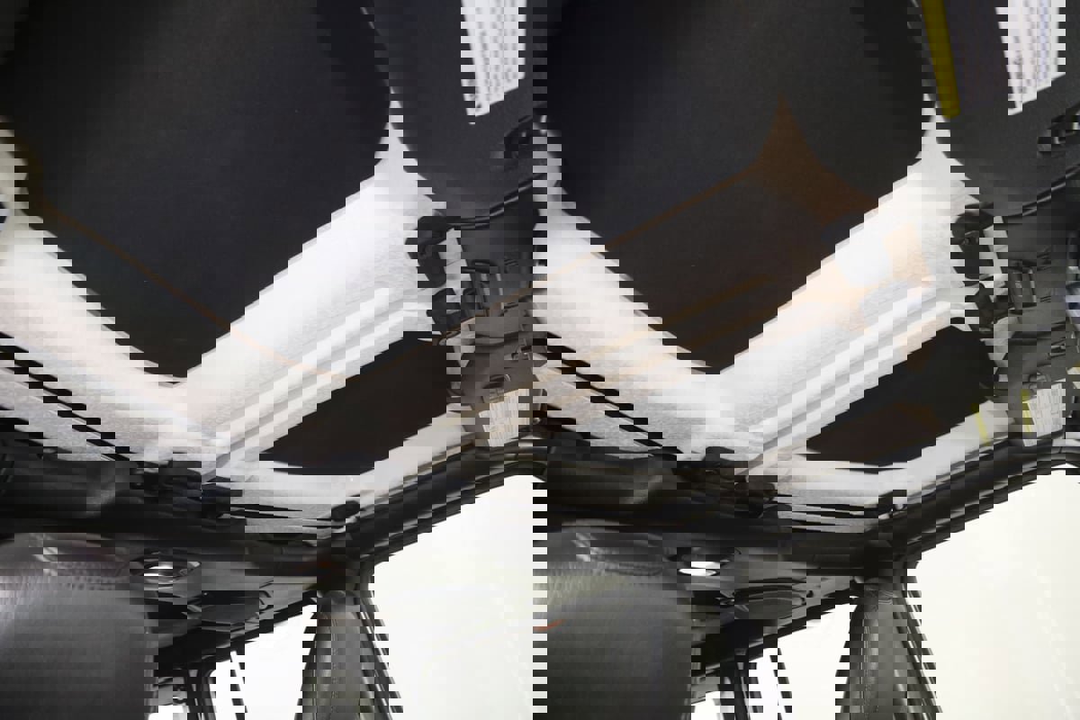 Used 2018 Jeep Wrangler Unlimited Rubicon w/ Dual Top Group AWD/4WD image 11