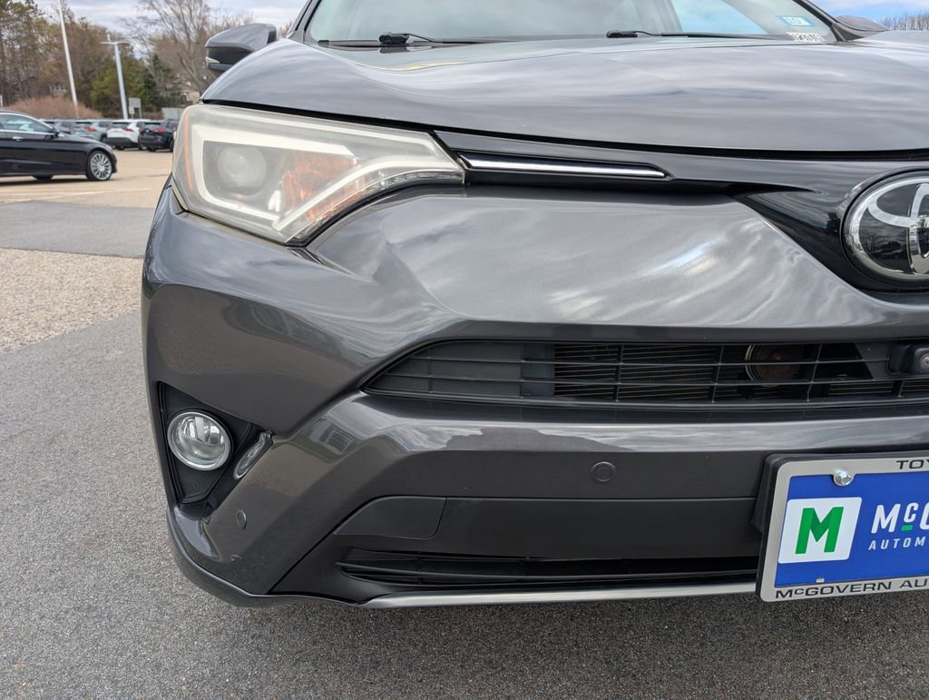 Used 2017 Toyota RAV4 Platinum AWD/4WD image 9