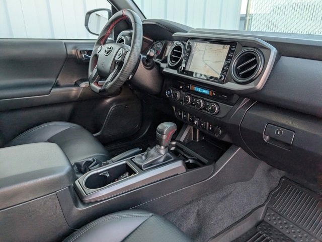 Used 2023 Toyota Tacoma TRD Off-Road image 30
