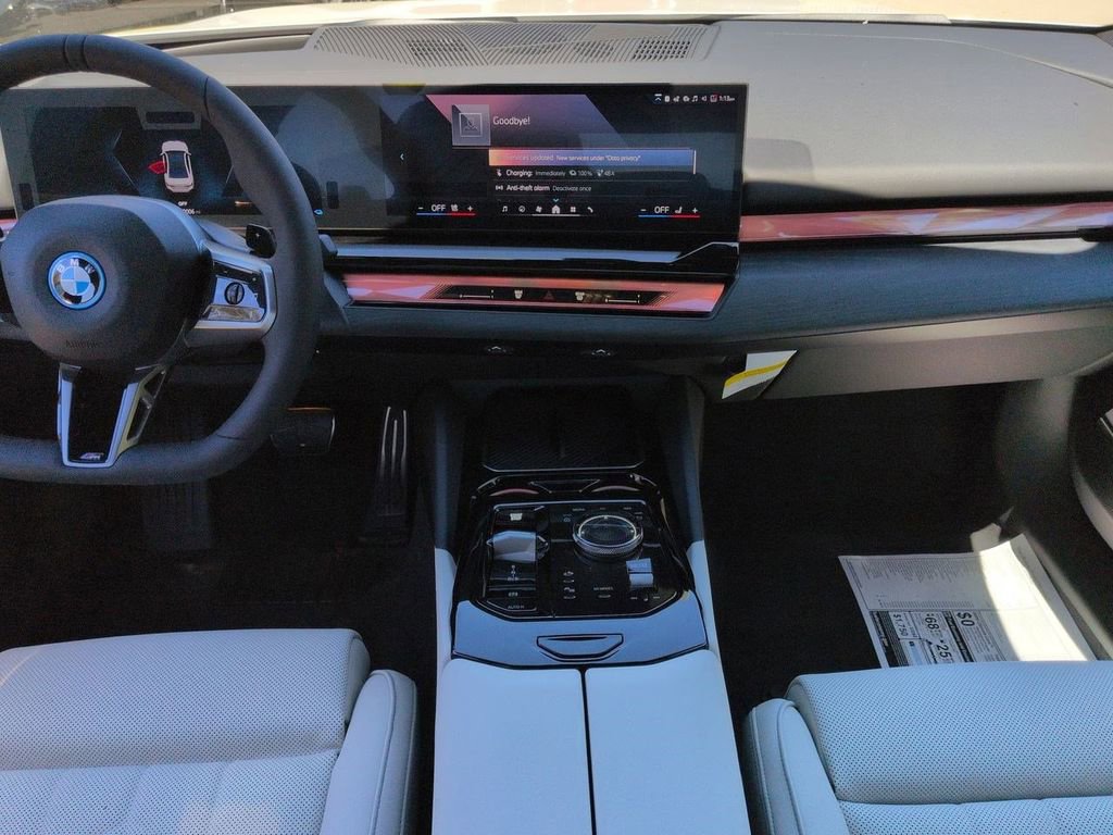 New 2026 BMW 550e xDrive image 14