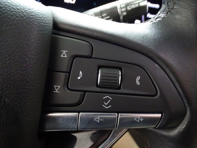 Certified 2023 Cadillac Escalade ESV Premium Luxury image 9