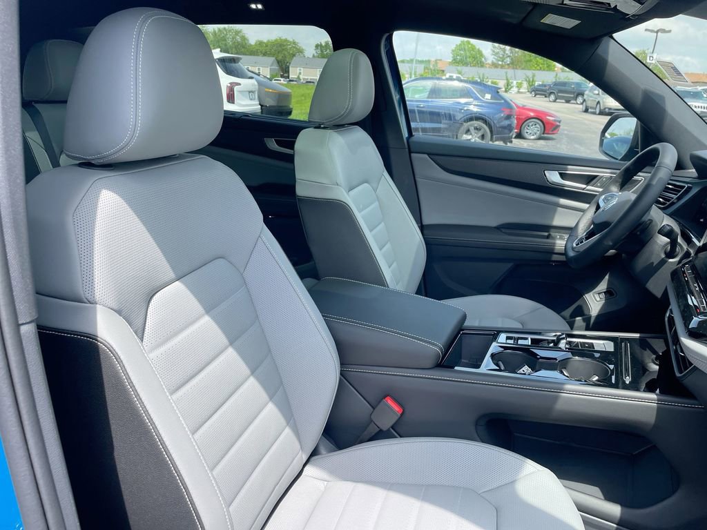 New 2025 Volkswagen Atlas Cross Sport SEL R-Line image 50