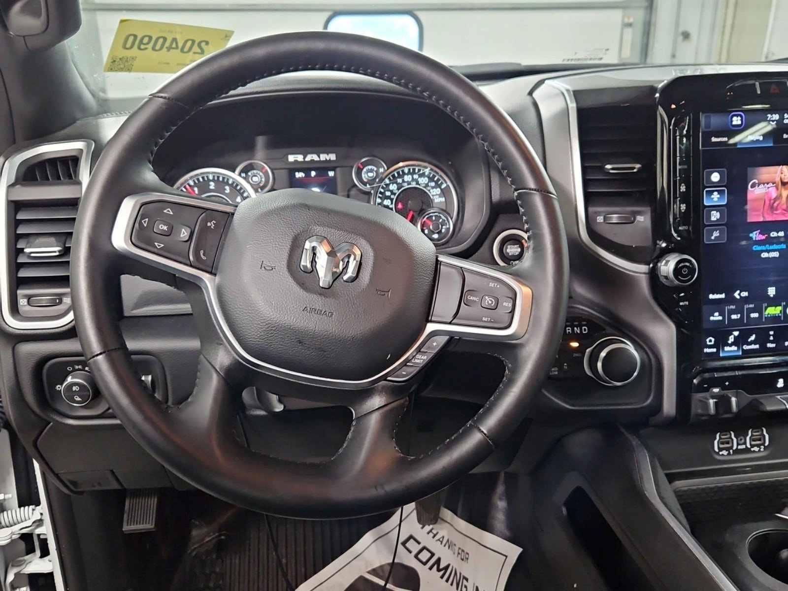Used 2024 RAM 2500 Big Horn w/ Night Edition AWD/4WD image 9