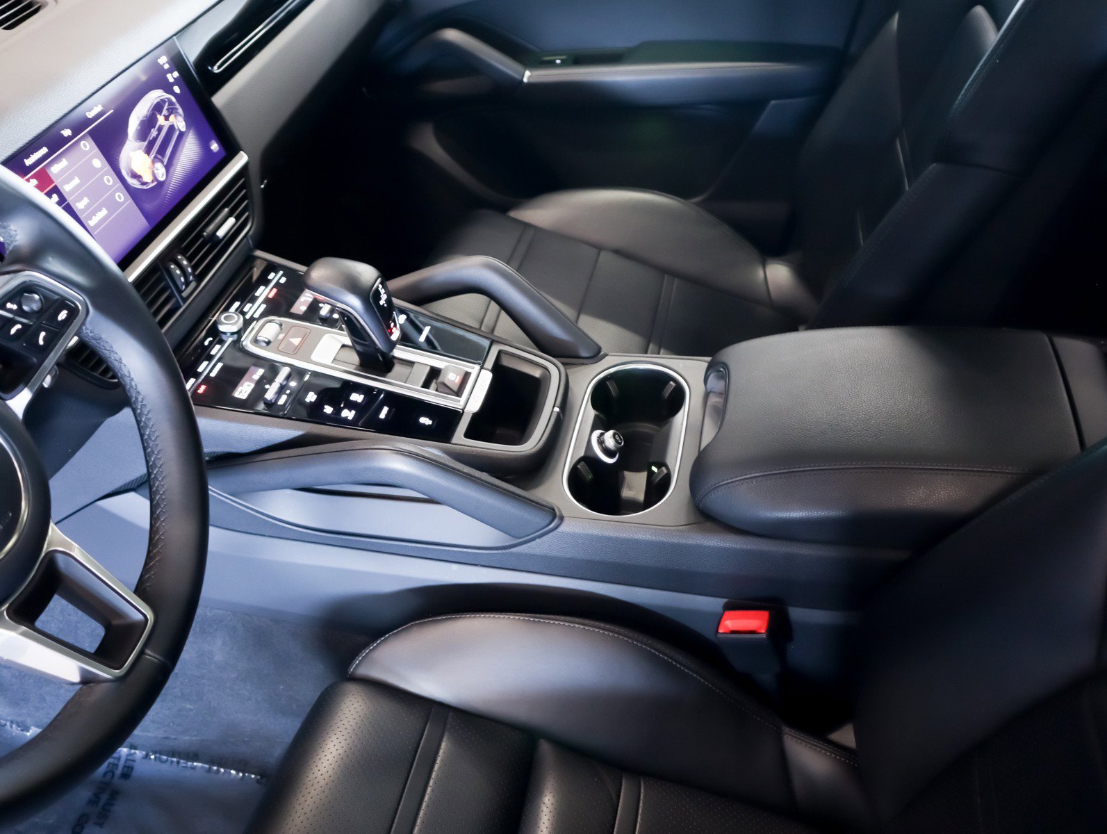 Certified 2023 Porsche Cayenne image 17