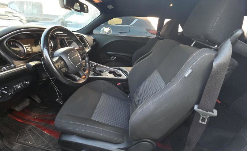 Used 2022 Dodge Challenger GT image 3