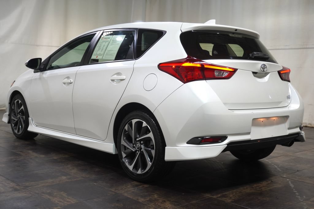 Used 2017 Toyota Corolla iM w/ Carpet Mat Package FWD image 8